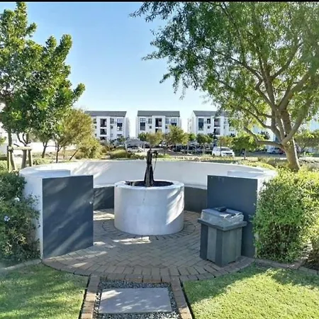 The Sandown Blouberg Self Catering Unit Parklands Exterior photo