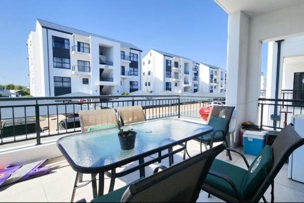 Apartment The Sandown Blouberg Self Catering Unit Parklands